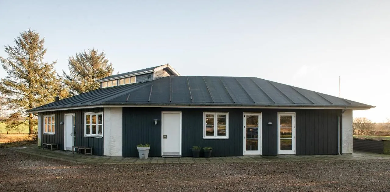 Guesthouse Tradsborgvej Tjareborg Denmark